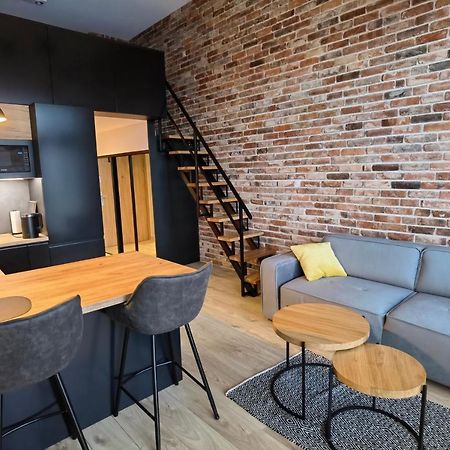 Apartament Loft Studio Airport Blisko Lotniska Zarembowicza Lotnisko Wroclaw Bagian luar foto